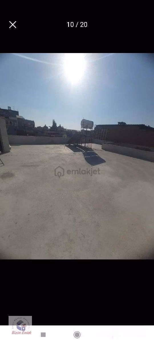 Mithatpaşa Mahallesinde İki Katlı Doğalgazlı Satılık Müstakil Ev - 8