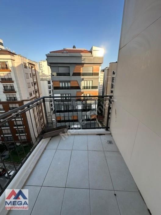 Suadiye'de Kiralık 3+1 Ebeveyn Banyolu, Balkonlu Daire - 5
