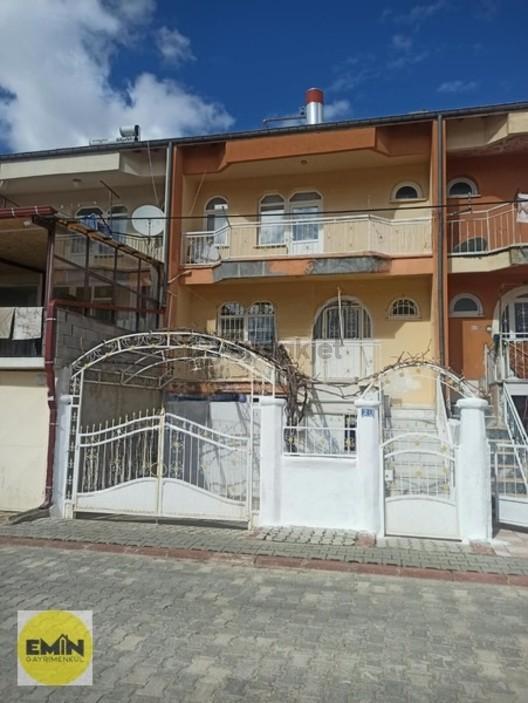 Ilgın Elif Sitesinde Hamam Karşısı Satılık 4 Katlı Müstakil - 33