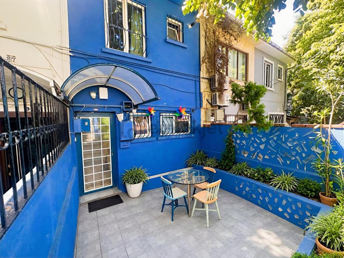 Etiler'de Akmerkez'e Yürüme Mesafesi Çift Girişli 4 Katlı Villa