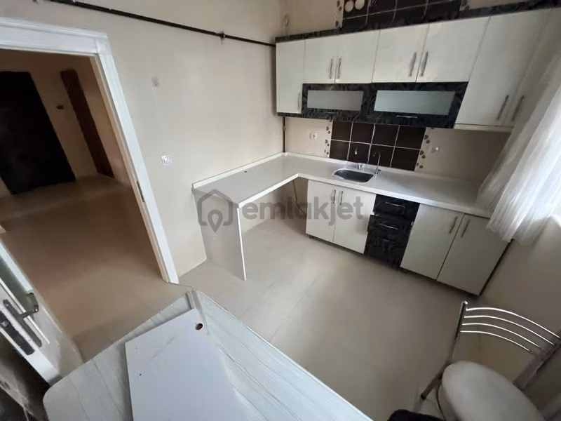 Derman'dan*3+1*110m2*asansörlü*ihya Külliyesi Yanı*balkonlu* - 2