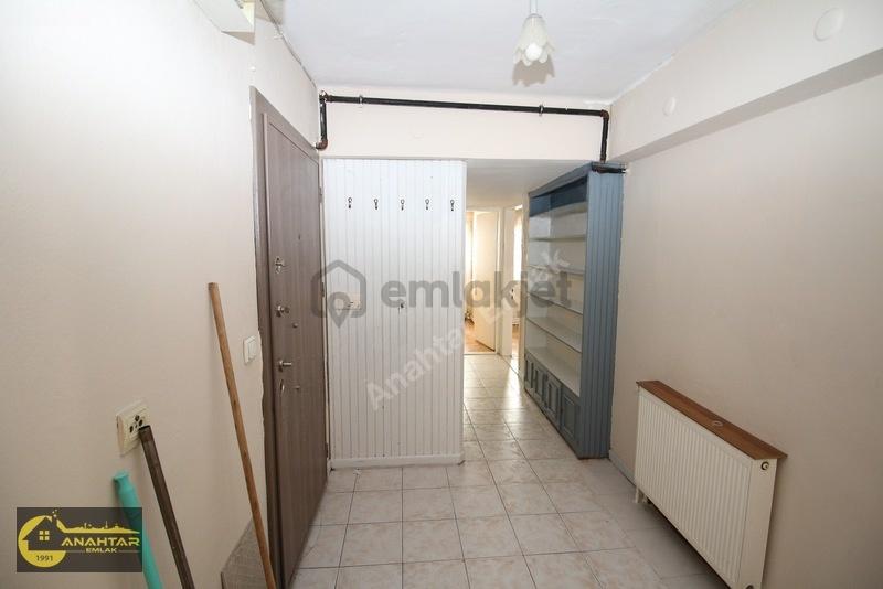 Basın Sitesi'nde Doğalgazlı Otoparklı Kiralık Daire - 15