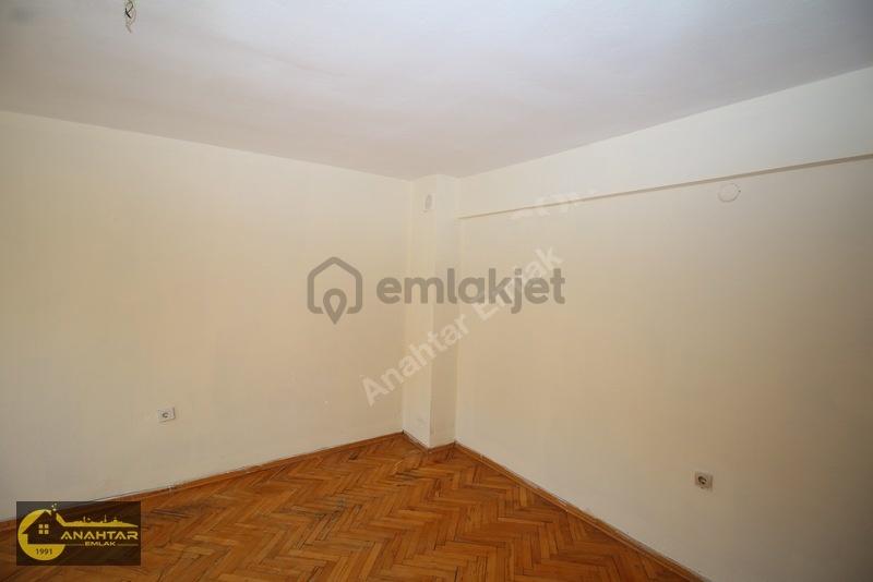 Basın Sitesi'nde Doğalgazlı Otoparklı Kiralık Daire - 8