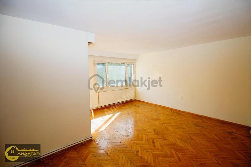 Basın Sitesi'nde Doğalgazlı Otoparklı Kiralık Daire - 4