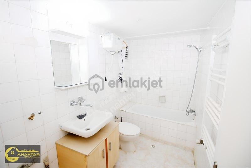 Basın Sitesi'nde Doğalgazlı Otoparklı Kiralık Daire - 30