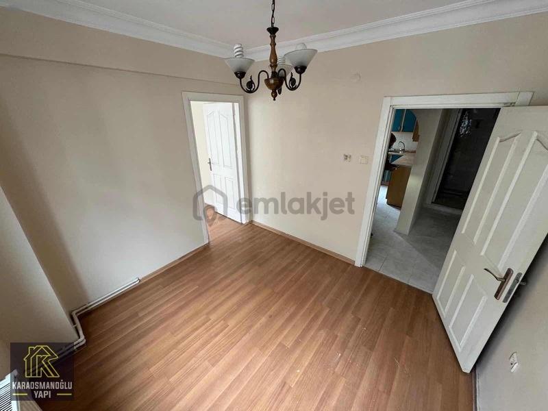 Karaosmanoğlu'ndan Kiralık 3+1 Daire, 110m², Merkezi Konumda - 7
