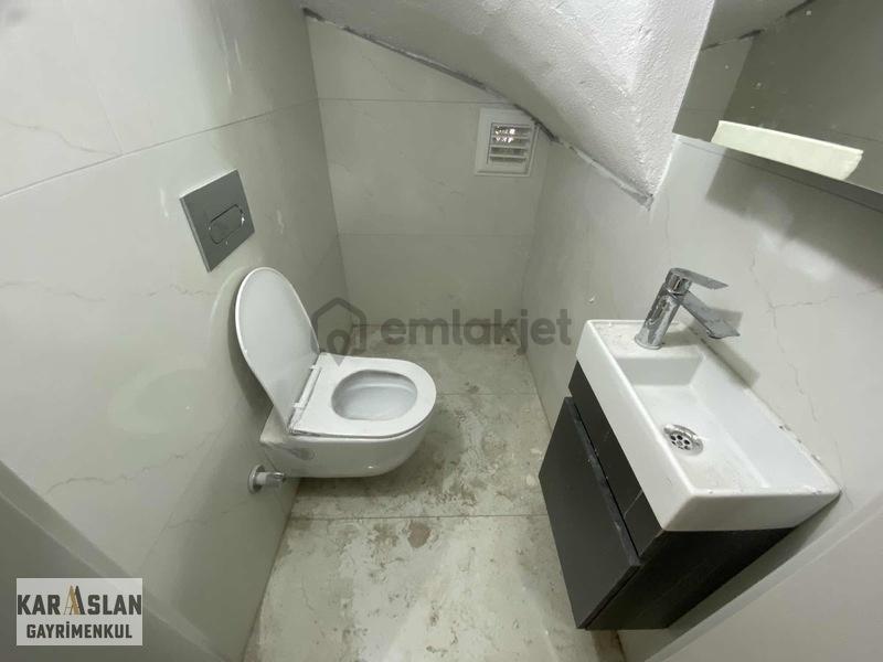 Başiskele Yeşilyurt Site İçi 2+1 Kiralık Çatı Daire - 12