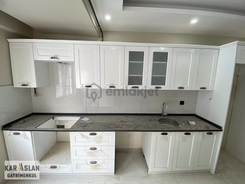 Başiskele Yeşilyurt Site İçi 2+1 Kiralık Çatı Daire - 8