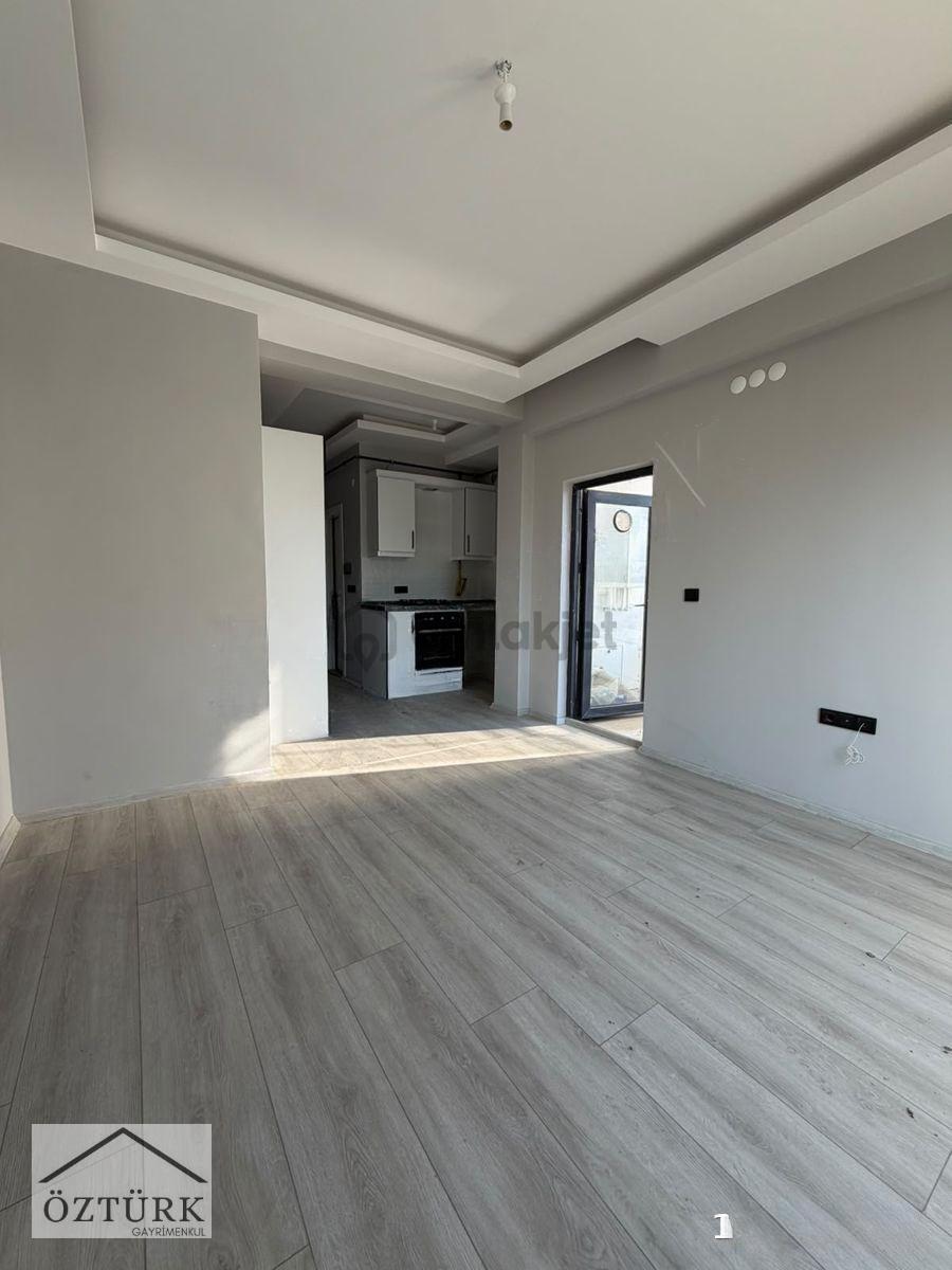 Atakum Körfezde Kullanışlı Boş 1+1 Daire - 18