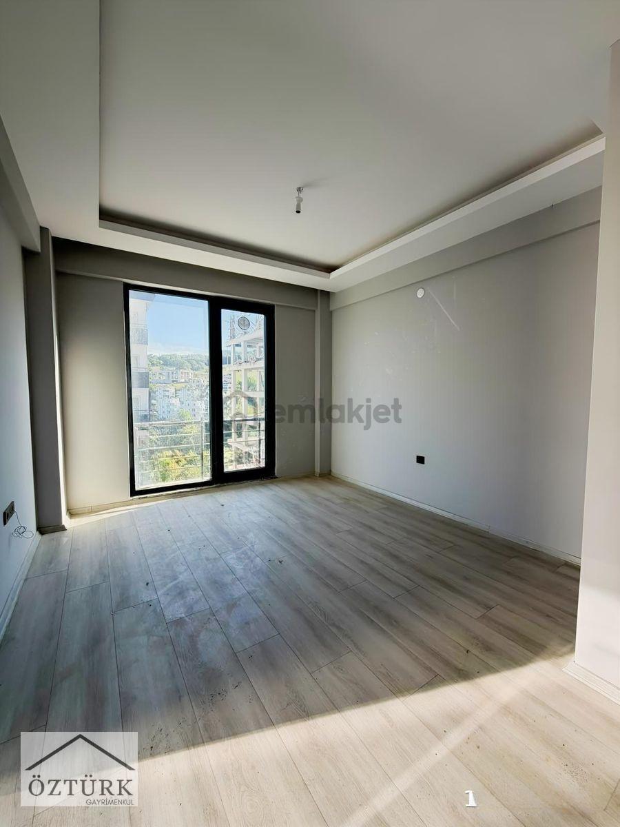 Atakum Körfezde Kullanışlı Boş 1+1 Daire - 22
