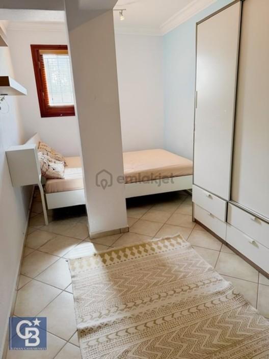 Cb' Den Akyaka' Da Deniz Manzaralı Tripleks Havuzlu Villa - 24