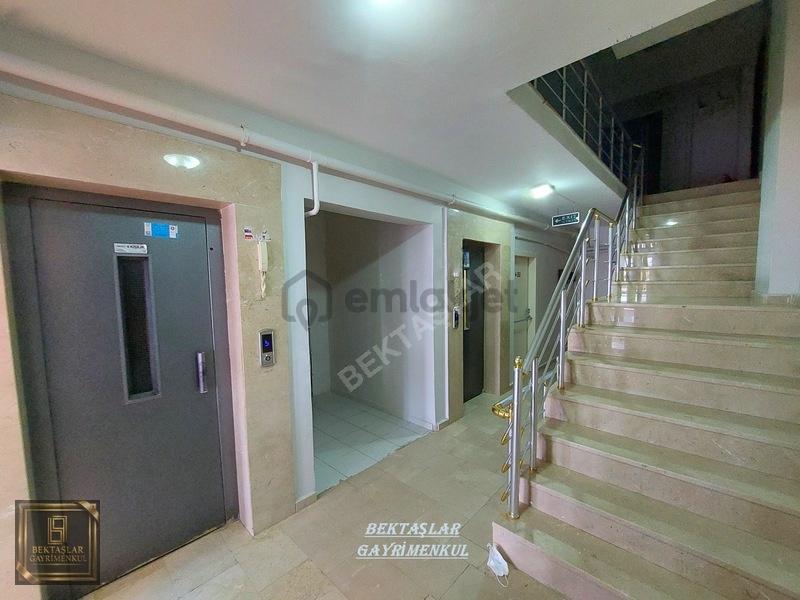 Girne'de;açık Mutfak,balkon,ayrı Wc,otoparklı (3+1) - 32