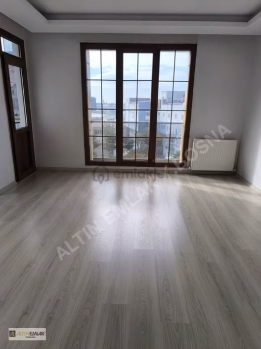 Çobançeşmede Yeni Binada 3+1 Daire - 28