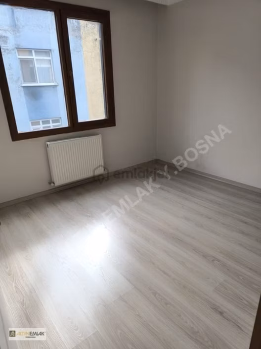 Çobançeşmede Yeni Binada 3+1 Daire - 21