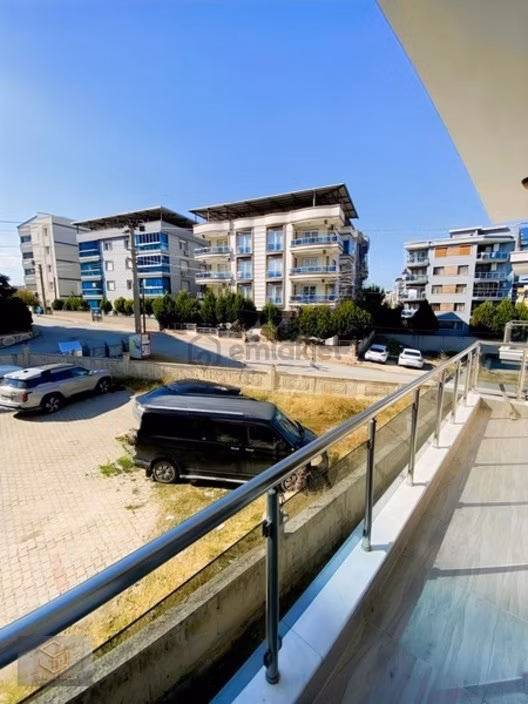 Uğur Mumcu Mahallesinde Merkezi Konumda 3+1 Kiralık Daire
