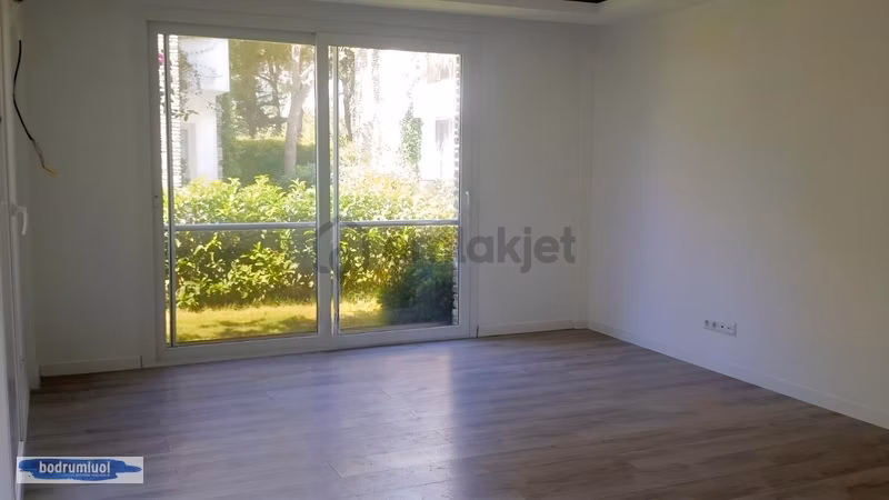 Bodrum Ortakent Acıbadem Ted Civarı Satılık 3+1 Bahçe Katı - 14