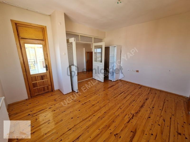 Bosna Caddesi'nde Satılık 2+1 Daire (110m², Kampüs Yakını) - 8