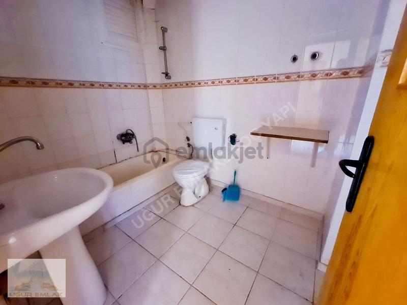Bosna Caddesi'nde Satılık 2+1 Daire (110m², Kampüs Yakını) - 22