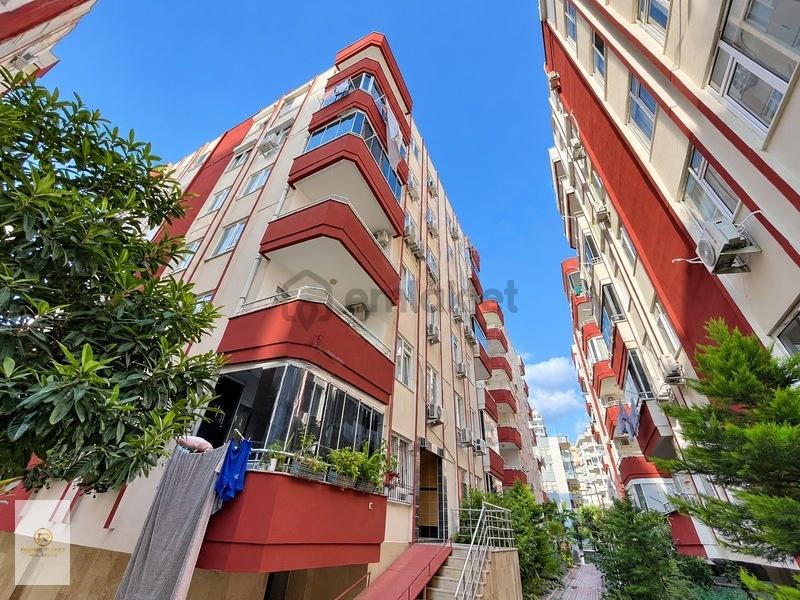 Alanya Mahmutlar Reyhan Sitesinde Satılık 2+1 Daire