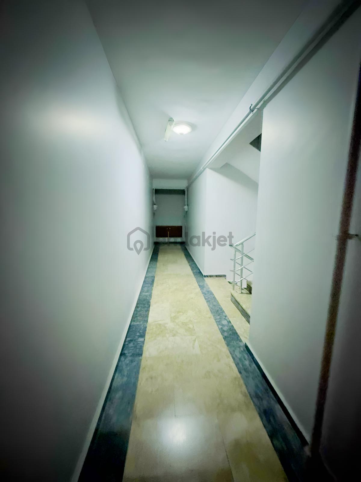 Meramlı-dan Ketenli Sitesi Satılık 3+1 Daire - 2