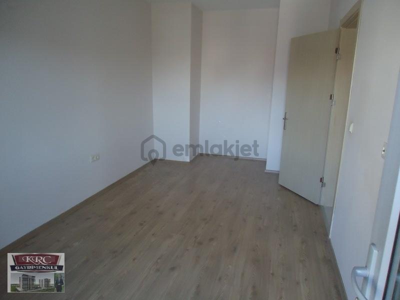 Krc'den Tokilerde Manzaralı Kiralık 2+1 Daire - 12