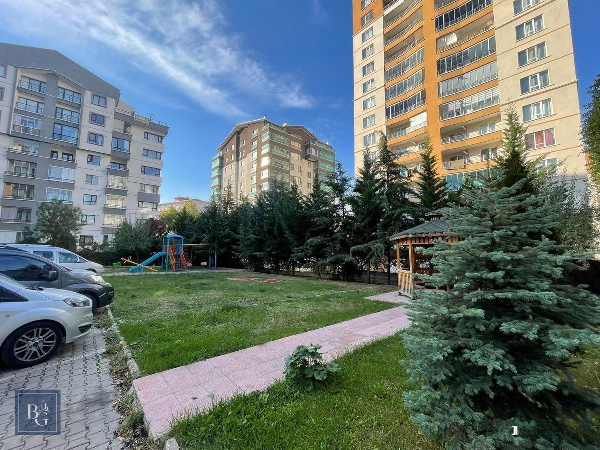 Kupon! Sultan Fatih Cad. Dibi Ara Katta Sitede Yapılı 150m² 3+1! - 19