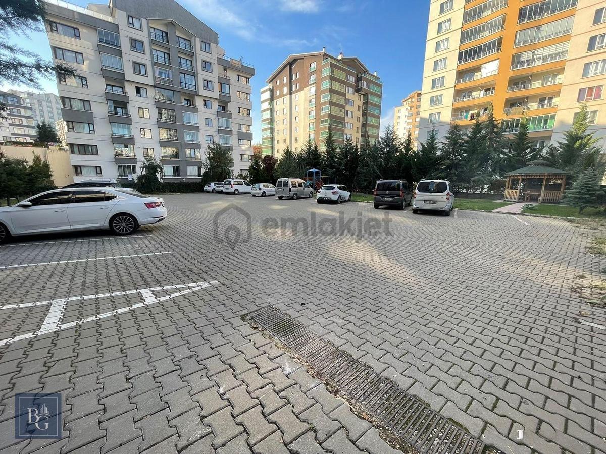 Kupon! Sultan Fatih Cad. Dibi Ara Katta Sitede Yapılı 150m² 3+1! - 27