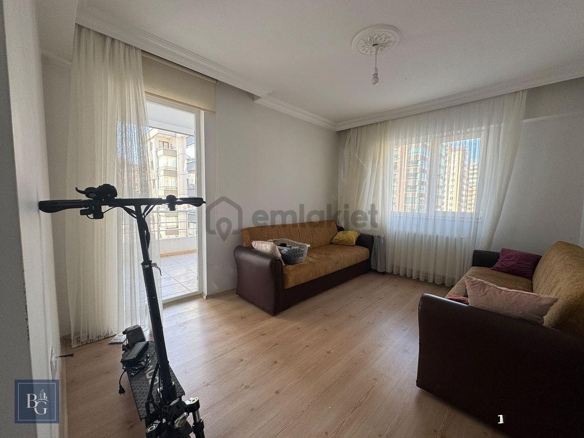Kupon! Sultan Fatih Cad. Dibi Ara Katta Sitede Yapılı 150m² 3+1! - 17