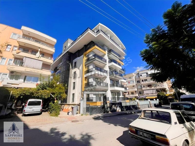 Alanya Merkez'de Tek Bloklu Site İçinde 2+1 Sıfır Daire - 2