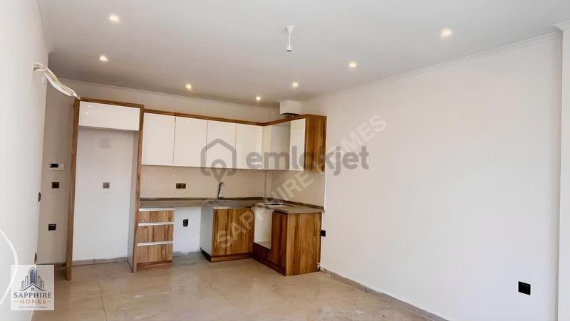 Alanya Merkez'de Tek Bloklu Site İçinde 2+1 Sıfır Daire - 5
