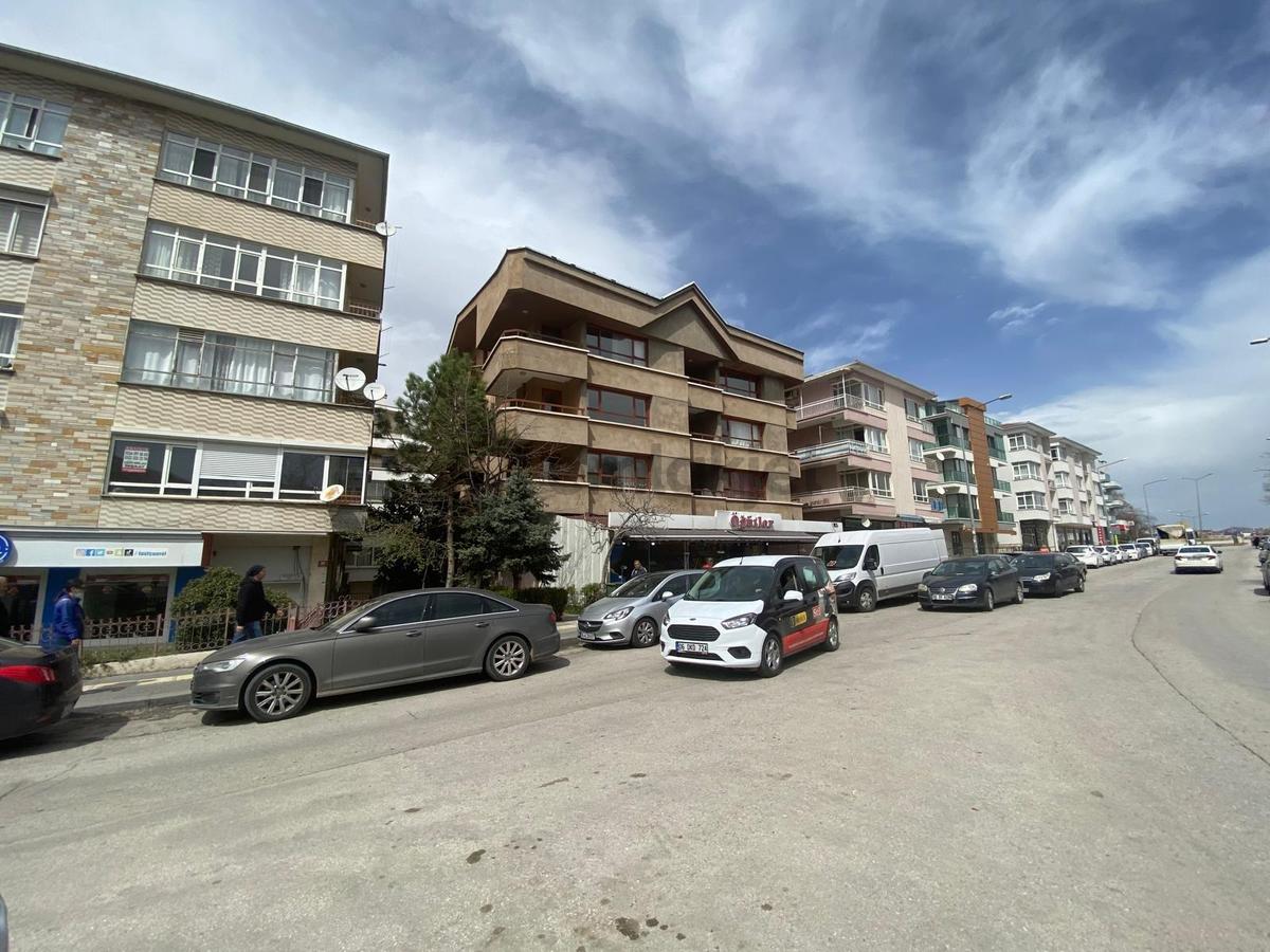 Anıttepe Şehit Gönenç Caddesi 5+1 Çatı Dubleksi - 16