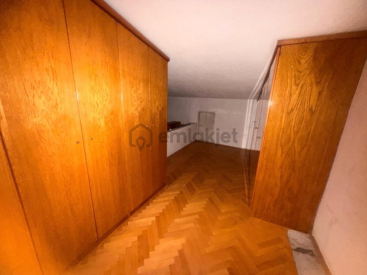 Anıttepe Şehit Gönenç Caddesi 5+1 Çatı Dubleksi - 12