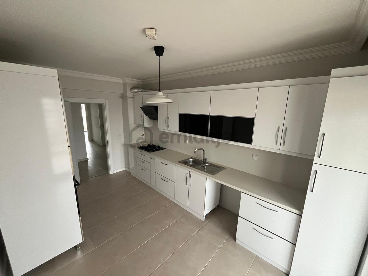 Varlık Mahallesinde Çınar Konakları 4+1 Kiralık Daire - 10