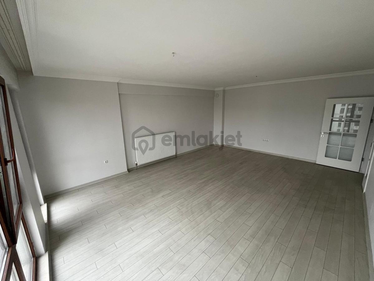 Varlık Mahallesinde Çınar Konakları 4+1 Kiralık Daire - 27