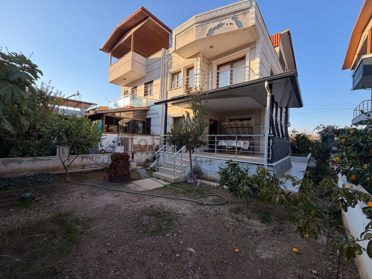 İzmir Seferihisar Doğanbey De Satılık 2+1 Villa