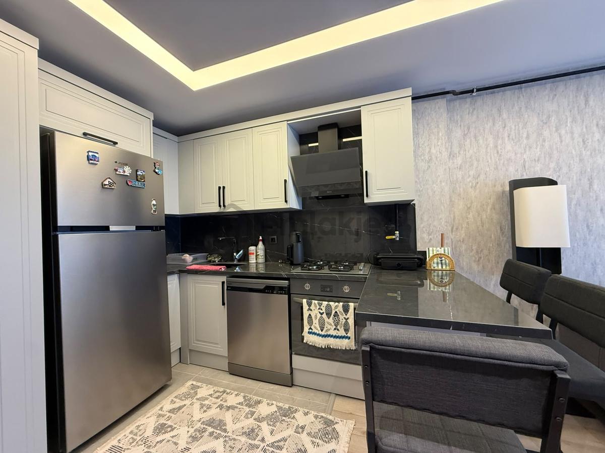 Gürselpaşa'da/2 Katlı Apt/1 Yaş/1+1/asansör/full Eşyalı Lüks Ev - 5