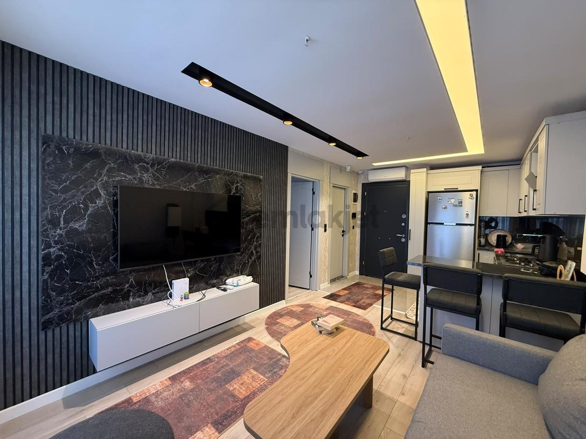 Gürselpaşa'da/2 Katlı Apt/1 Yaş/1+1/asansör/full Eşyalı Lüks Ev - 2