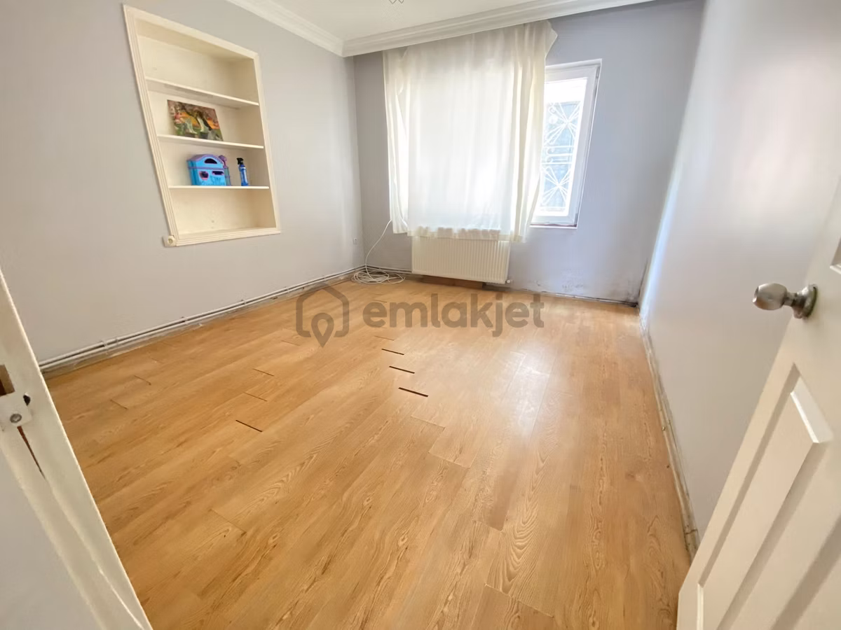 Bursa Yeşilde 1+1 Kombili Giriş Kat Çift Cephe - 7