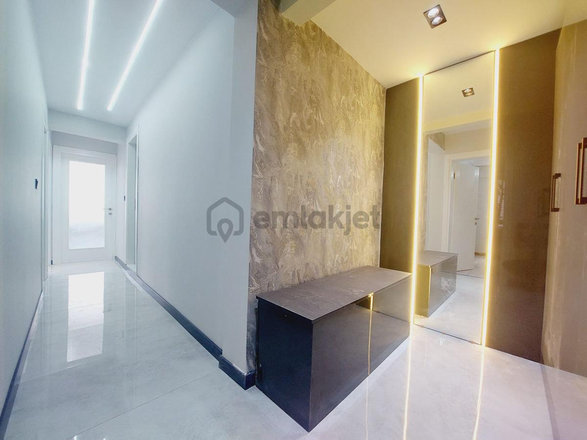 Denizden Akçayda Denize 150 M Geniş Masrafsız Satılık 2+1 Daire. - 3