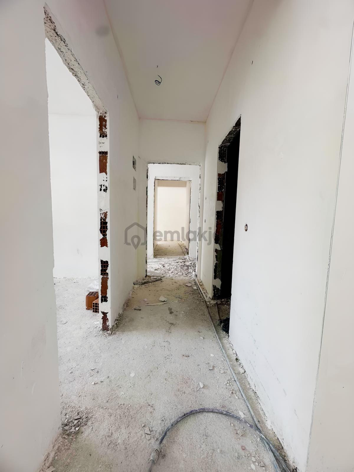 Kurşunlu'da Yüksek Giriş 75m2 Satılık Geniş 2+0 Daire - 13