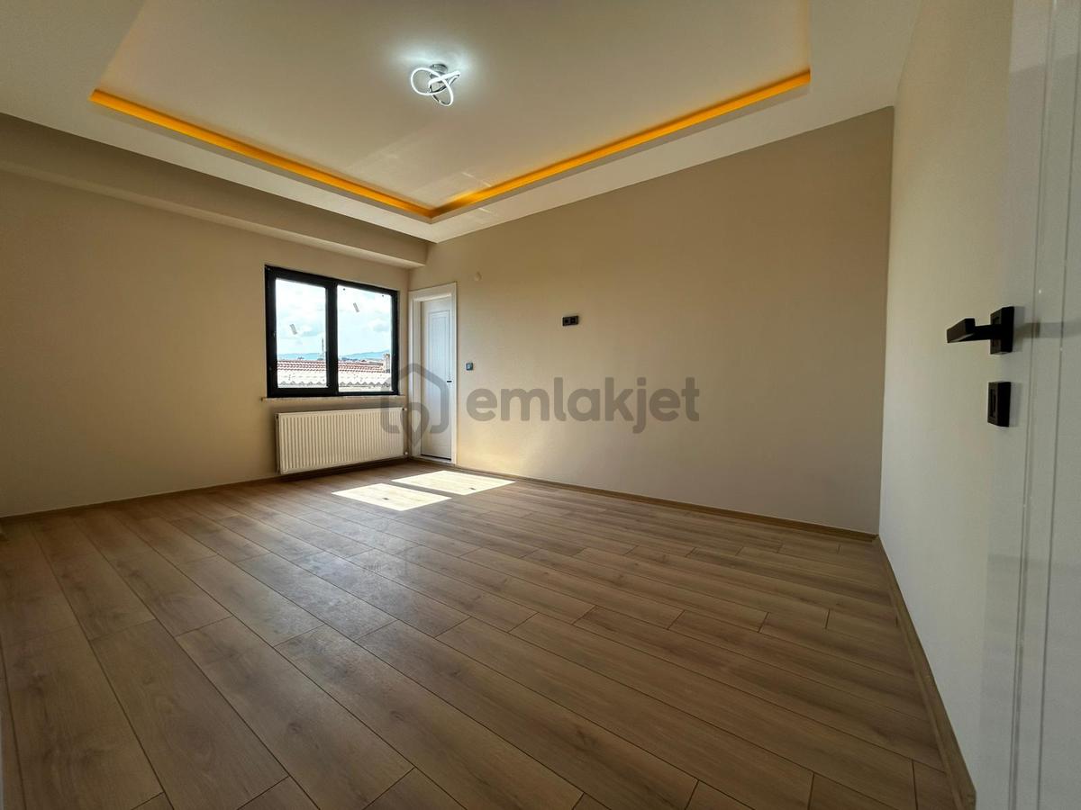 Yüksel'den Turhanbey'de Kapalı Otoparklı 220m² 3+1 Dubleks - 11