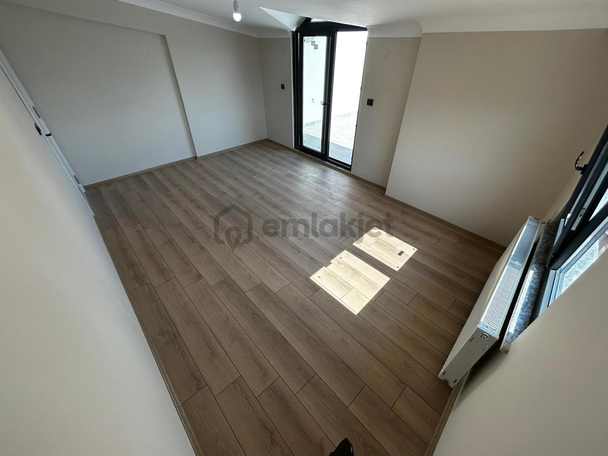 Yüksel'den Turhanbey'de Kapalı Otoparklı 220m² 3+1 Dubleks - 6