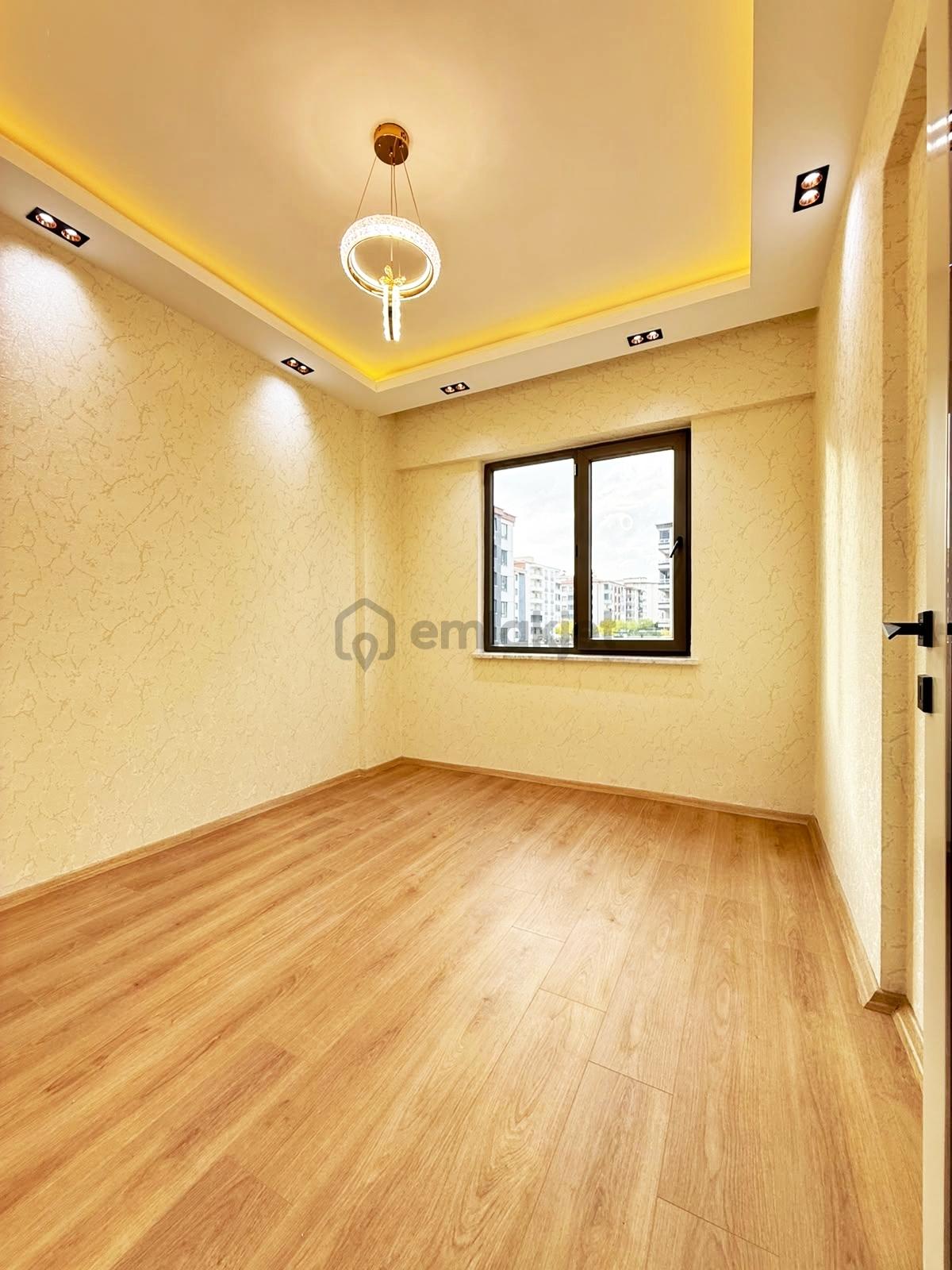 Karacaahmet2'de Cadde Üzr.kat Ve Cephe Seç.modern Tasarm Lüx 2+1 - 23