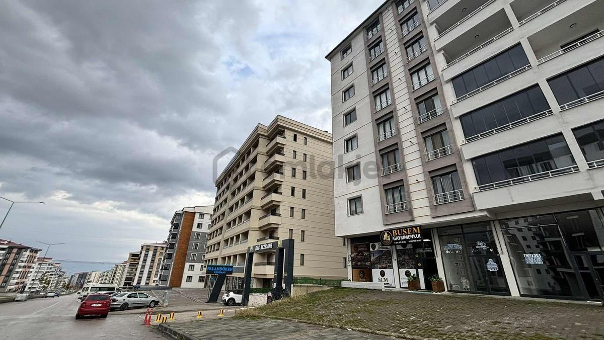 Royale'den Yıldızkent Yeni Bulvarda Satılık İş Yeri! - 2
