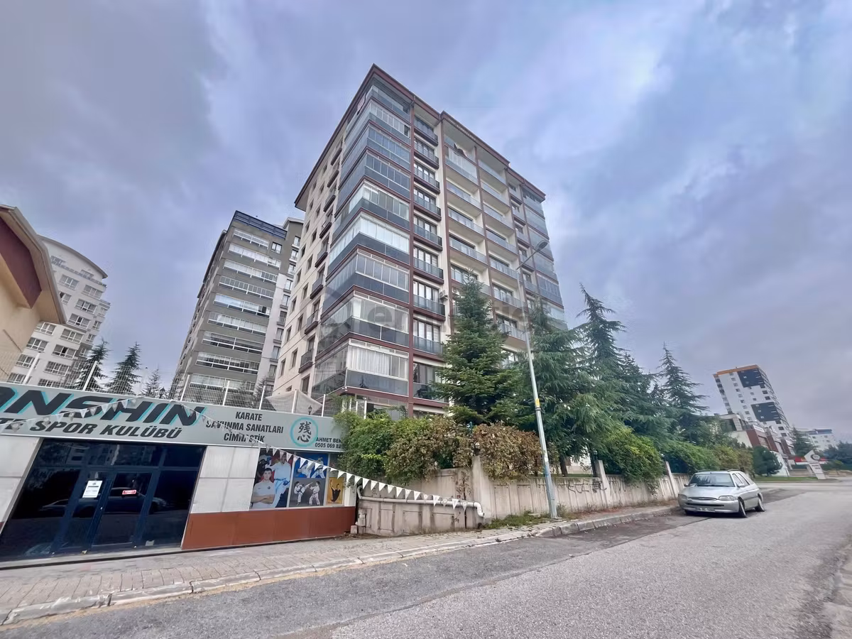 Bağlıca Merkez'de Lokasyon Avantajlı Ferah 4+1 Daire - 30