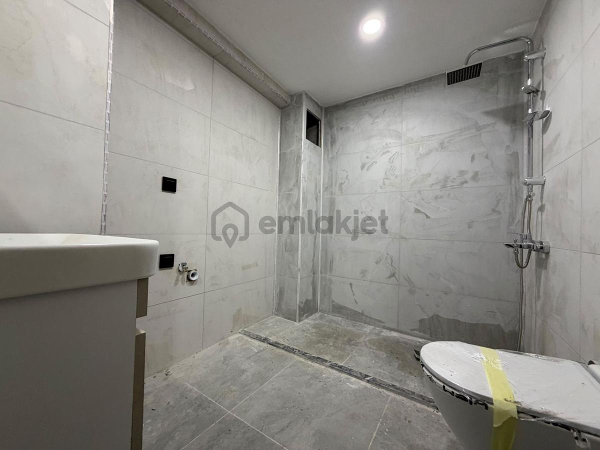 Bahçelievler Basın Sitesinde Sıfır Binada 2+1 Ön Cephe Ara Kat - 12