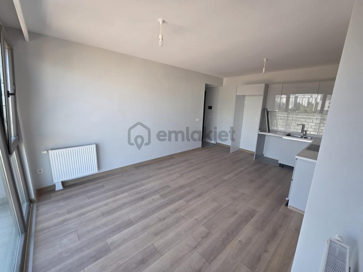 Pendik'in Prestijli Sitesi Siltaş Panoramada 2+1 Balkonlu - 3