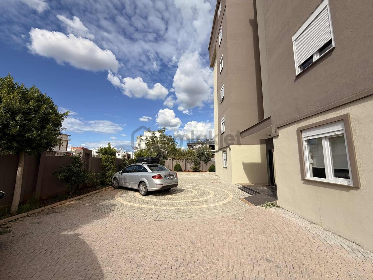 3+1 Havuzlu Geniş Tramvay Dibi 150 M2 - 26
