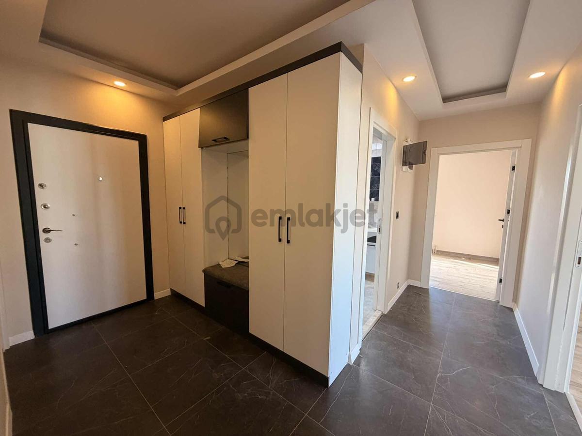 3+1 Havuzlu Geniş Tramvay Dibi 150 M2 - 21