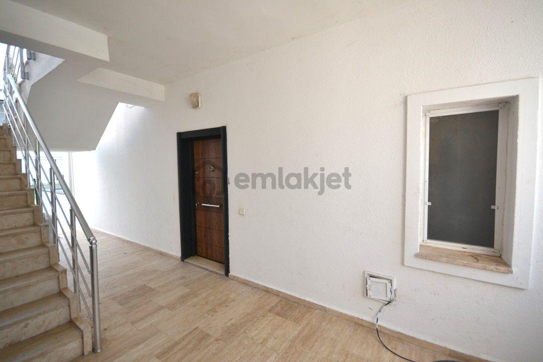 Ortakent Merkezi Konumda Kiralık Bahçe Katı - 8
